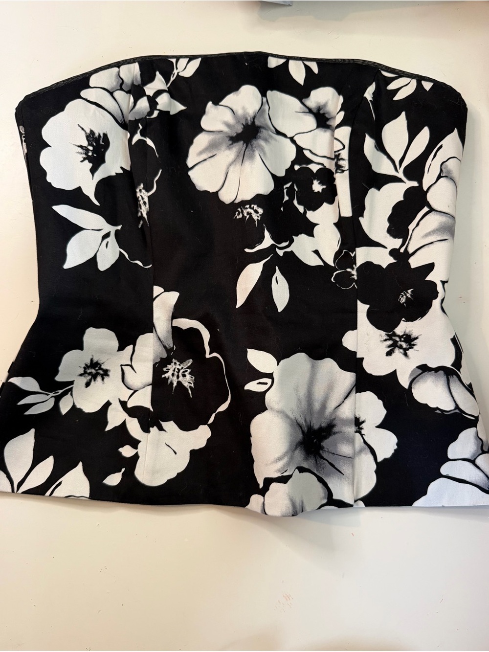 White House Black Market Strapless Black & White Floral Bustier Top Dress